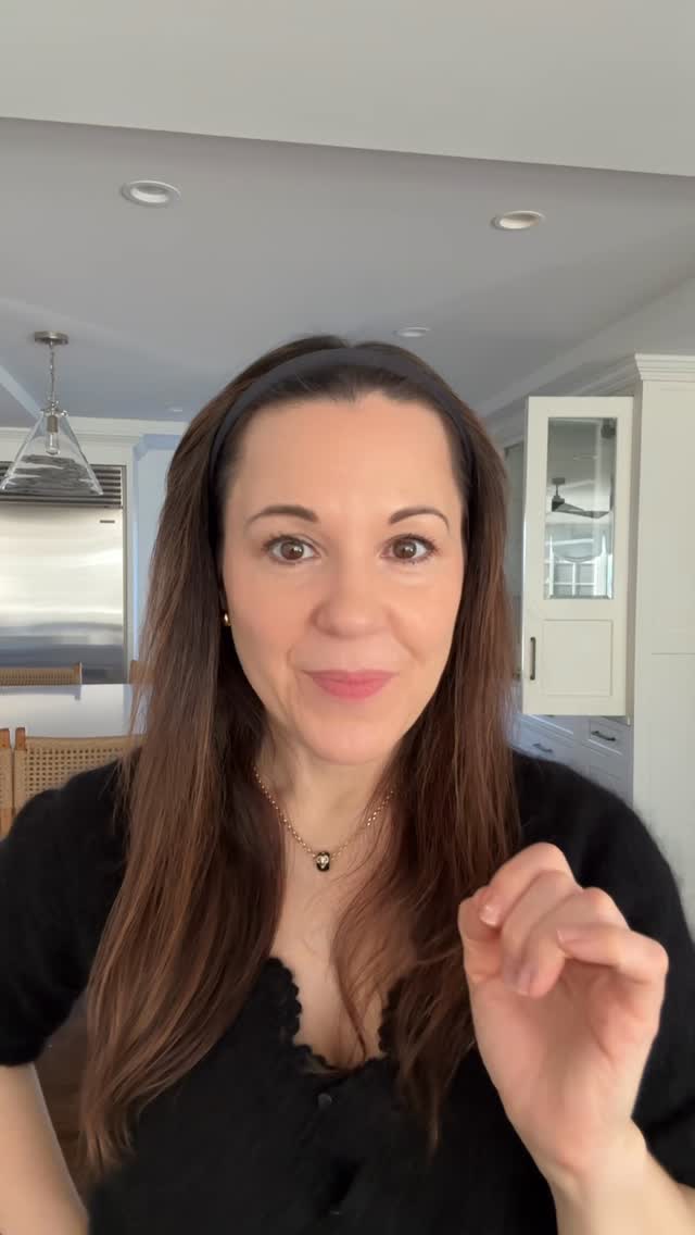 Habits You Think Are Healthy But Actually Aren't.....

Did this one surprise you??

Follow @eatbeautifullynutrition for science back nutrition that makes healthy eating feel beautiful. 

#functionalnutritionist #nutrition #womenover40