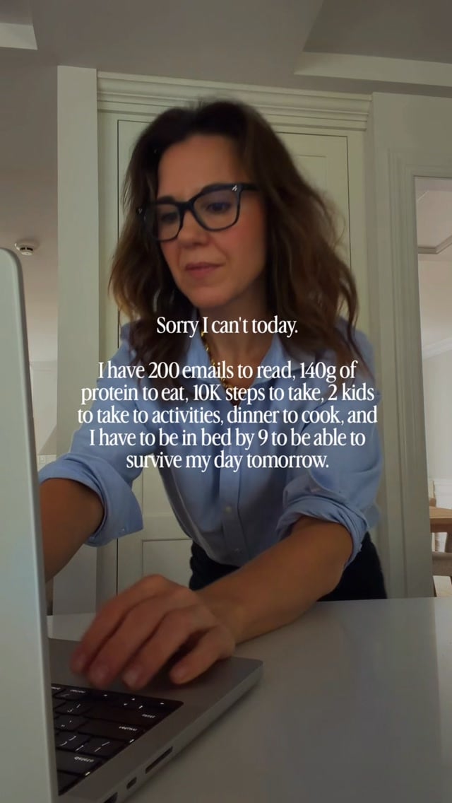 Every week I tell myself the same thing - next week its going to get easier. Spoiler alert - it never gets easier. as a busy high-performing mom of two, I know how it can feel impossible to fit wellness into the week. 

I am passionate about helping women create realistic strategies to balance wellness, work and family. Follow @livepowerfullyco for wellness that cuts through the noise, focuses on the fundamentals, and works in real life, so you can build a strong, healthy body for the decades ahead.